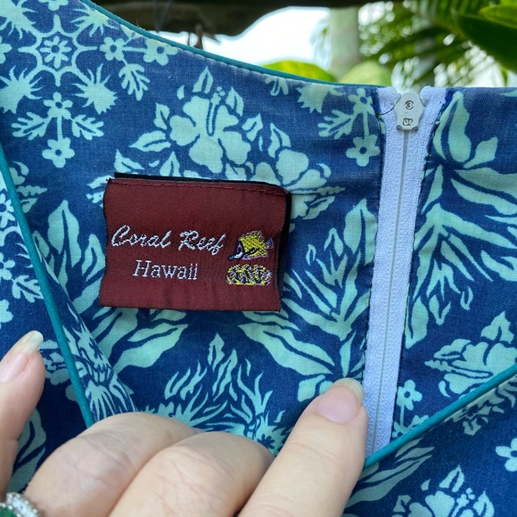 VTG Coral Reef Hawaii Muumuu Blue Patchwork Pattern💙 - Picture 6 of 6